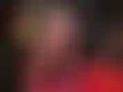 Un gode dans un bas, des couches de collants - avec une grosse bite noire à l'intérieur de ma jambe en nylon, regarde la maîtresse superposer plusieurs paires de collants, blancs, rouges et gris... Tout est tellement brillant et brillant sur cette énorme bite !