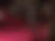 Sexy en gros plan pendant - maîtresse vivian taquine avec ses orteils habiles et son jeu de chaussures, sachant que vous aimeriez les sucer.