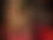 Sph avec un énorme gode noir entre des couches de collants brillants - la maîtresse glisse son énorme bbc sous un collant brillant et vous taquine avec un mini gode ressemblant à votre bite pathétique.