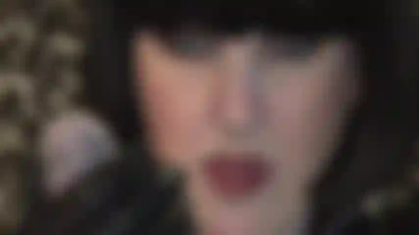 Je suce des bites et mange du sperme pour ma maîtresse !