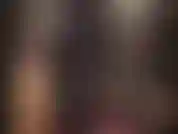 Les courbes incroyables d'une maîtresse dans rien d'autre qu'une couche de nylon opaque sexy dans ce bodystocking chaud qui ne laisse presque rien à l'imagination...