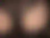 Je joue avec ton amour pour les culottes en satin soyeux et les superpositions de bas et de collants. Ma maîtresse te fait vibrer avec ses jolies culottes et ses bas nylon. Tu veux les sentir, les goûter, les porter…