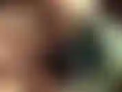 Une fourrure douce et luxueuse – ma maîtresse exhibe ses magnifiques manteaux de fourrure. Si seulement tu pouvais ressentir sa douceur et sa chaleur…