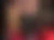 Esclave de bottes recherchée - une maîtresse recherche une soumise aimant les bottes qui sait adorer une femme en commençant par ses hautes bottes en cuir, jusqu'au cul de collants parfaits et au body en lycra.