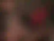 Caresse ma bite et mes talons ! - Avec mes talons sur ton dos, ma maîtresse veut que tu fasses plaisir à sa grosse bite.