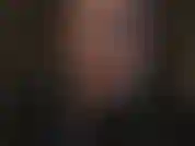 Maîtresse caresse son énorme bite noire avec des gants de cuir. Regarde-toi tellement affamée de bite, ouvrant la bouche, la langue tendue suppliant de la sucer jusqu'à ce qu'elle soit sèche et d'avaler cette énorme charge.