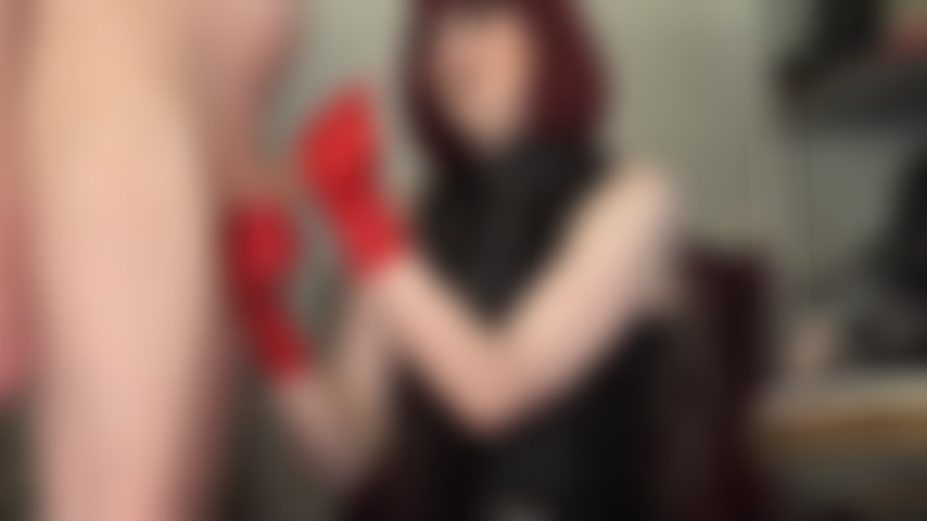 Des gants en latex rouge brillant traient le sperme d'une vraie bite, et tu peux tout manger de ma paume comme une pute. ( Ce contenu exclusif est uniquement disponible ici.).