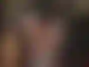 Des collants sans pieds en nylon bleu brillant et transparent. Ils sont torrides !