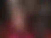 Regardez cette incroyable paire de collants noirs transparents spécialement conçus avec des coutures.