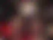 Maîtresse vivian vous attire avec ses belles longues jambes vêtues de collants. Mais maîtresse a prévu de vous faire adorer chaque centimètre de son plus gros gode-ceinture noir.