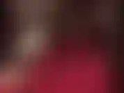 Fétichiste des talons hauts ; ma maîtresse vivian vous taquine avec les plus grandes paires de sa collection de chaussures sexy. Amoureuse des pieds et esclave des talons, vous vous inclinez et embrassez chaque paire.