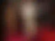 Adoration du latex - beau latex blanc et noir, bas couture, jupe sexy moulante, talons hauts, gants sexy.