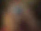 Maîtresse caresse sa bbc en collants noirs transparents et latex.