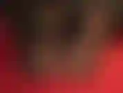 Fétichiste des pieds en nylon - alors que la maîtresse vivian est assise sur ses talons, adore ses douces plantes de pieds et ses orteils qui se tortillent et s'écartent dans des collants noirs très transparents et sexy.