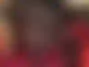 Concentrez-vous sur les jambes croisées et étendues de la maîtresse en collants noirs - la maîtresse vous a hypnotisé et complètement concentré sur ses merveilleuses longues jambes et ses talons aiguilles sexy qui pendent.