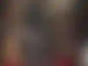 Adoration intense du cuir - j'adore la maîtresse vivian vêtue de couches de cuir noir.