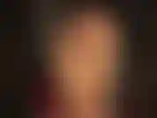 Des courbes en nylon parfaites à adorer - de longues jambes, des fesses vêtues de collants et des pieds sexy, associés à une énorme bite blanche pour un merveilleux culte et un ancrage sensuels en nylon.