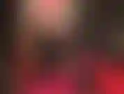 Montrant ces merveilleuses courbes en nylon.