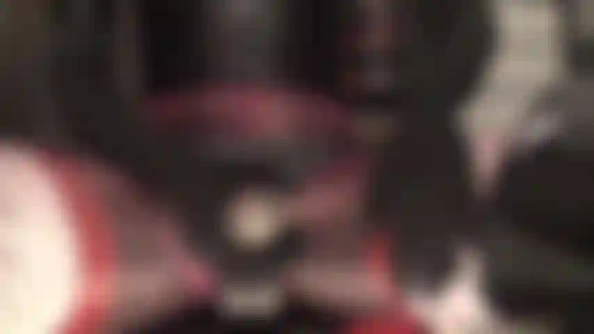 La bite de maîtresse vous excite - cuissardes, combinaison en spandex, plusieurs couches de bas et collants sexy, fétichisme de la broche et pov de strap-on noir.