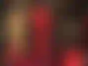 J'adore le cul, des leggings rouges chauds aux collants noirs transparents.