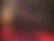 Une tentatrice sexy en cuir.