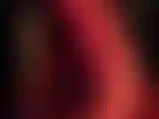 Vous aimez la brillance de ce pantalon en satin.