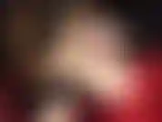 Branle ta bite en imaginant que tu étais autorisée à la frotter partout sur ces jambes de collants soyeux et brillants.