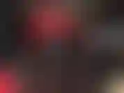 Caresse ma bite salope - tes yeux supplient de goûter ma bite, de la sentir dans ta bouche et ta chatte.