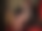 Les pieds et les jambes nus sont ta faiblesse, je sais comment les utiliser...