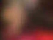 Fétichiste du brillant – ma maîtresse tisse sa toile brillante de collants brillants et de pvc noir sexy. Une fois piégée, on ne peut plus en sortir (et on ne le voudrait pas).