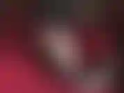 Taquinée et torturée par les merveilleux pieds, talons et fouet de la maîtresse vivian.