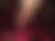 Je viens adorer les merveilleux pieds de la maîtresse vivian, ses hautes arches et ses jolis petits orteils en collants noirs transparents et nus.