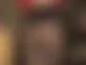 Maîtresse vivian taquine avec son cul rond parfait en couches de collants, en jupe et sans jupe :-).