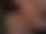 Le baiser de maîtresse - bois ma salive, esclave ! Bois, avale tout. Maîtresse a beaucoup de salive savoureuse à te nourrir. C'est le genre de baiser que tu mérites, un baiser de domina.