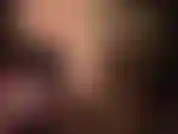 De beaux pieds collants en nylon beige.