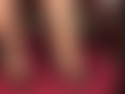 J'adore mes talons à lacets sexy. J'admire chaque centimètre de mes talons avec tes pieds collants parfaits de déesse à l'intérieur.