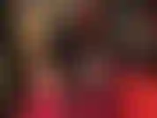 Assise sur le visage dans un petit string sur un collant brillant - imaginez-vous sur le sol avec mon cul sur votre visage, un string sur un collant, pendant que je tends la main en arrière et taquine votre bite... Mmmmmhmmm.