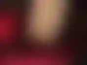 Une maîtresse soumise aux pieds de chasteté taquine l'esclave amoureux des pieds en collants avec des arches hautes, des semelles en nylon souple et des orteils qui bougent, les clés de votre cage suspendues juste devant vous... Une douce torture...