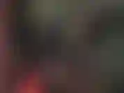 Fétichiste du latex extrême – maîtresse agent correctionnel en latex, cagoule en caoutchouc et cravache, taquinant avec ses fesses et son décolleté. Tu ne résisteras pas à mes ordres !