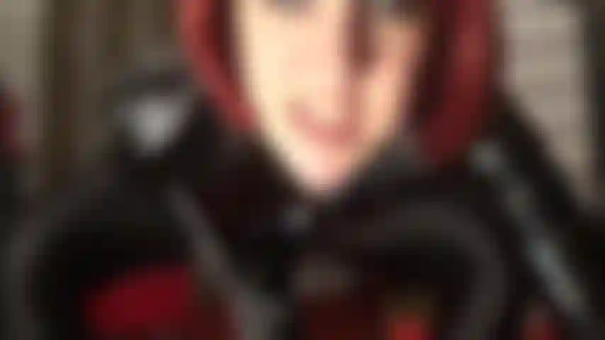 Une grosse bite noire et un cocktail de crachats - ton cul de chienne plein de ma bite noire géante avec ta bouche ouverte pour recevoir ma salive savoureuse.