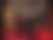 Collants noirs transparents, semelles souples, longues jambes et cul rond en nylon parfait et mules en cuir chaudes pour être traites.