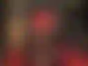 Body rouge sexy, jupe, collants, jambes, adoration du cul, allumeuse en cuir.