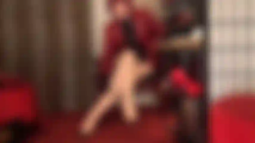 Collants opaques nude - vous ne semblez jamais en avoir assez de ces merveilleuses longues jambes en nylon.