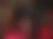 Partie 1/2... Collants brillants, bas, couches, fétichisme des pieds, jambes, adoration du cul - plus les nylons sont brillants, mieux c'est, la maîtresse superpose plusieurs paires de bas et de collants, nus, bronzés, blancs.