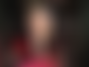 Jambes, fesses et pieds nus. Vénérez la peau pâle et parfaite de maîtresse vivian.