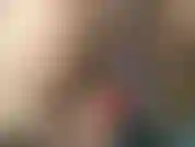 Chatte poilue avec beaucoup de jus de chatte.