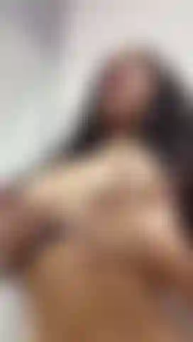 Tu aimes la façon dont ils rebondissent ? Imagine les sentir sur ton visage ?