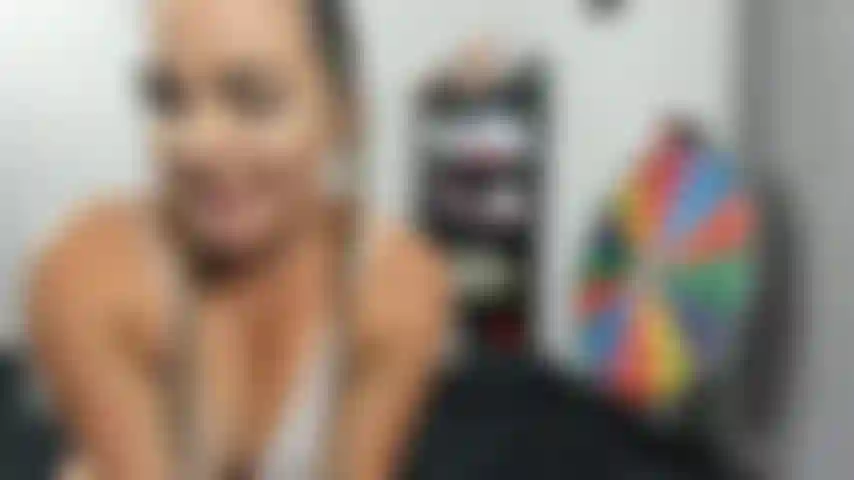 * Attention à tous les paypigs* c'est le jour de paie ! Il est temps de gâter la déesse morgan. Jouons à un petit jeu pour me prouver ta valeur...* Findom*.