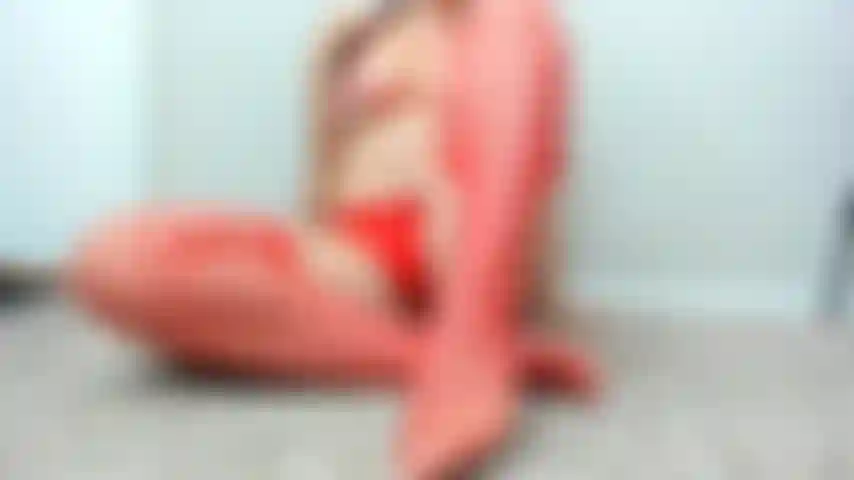 Taquine et déni dans mes résilles rouges.. Caresse ta bite jusqu'à mes pieds en résille, esclave parce que c'est le seul matériel de branlette que vous obtenez aujourd'hui.