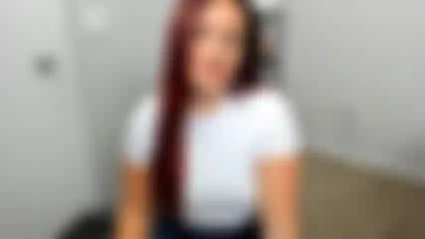 L'heure du conte ! Ma masseuse m'a donné une fin heureuse et m'a baisée au spa !!